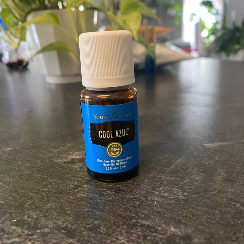 Young Living cool azul
